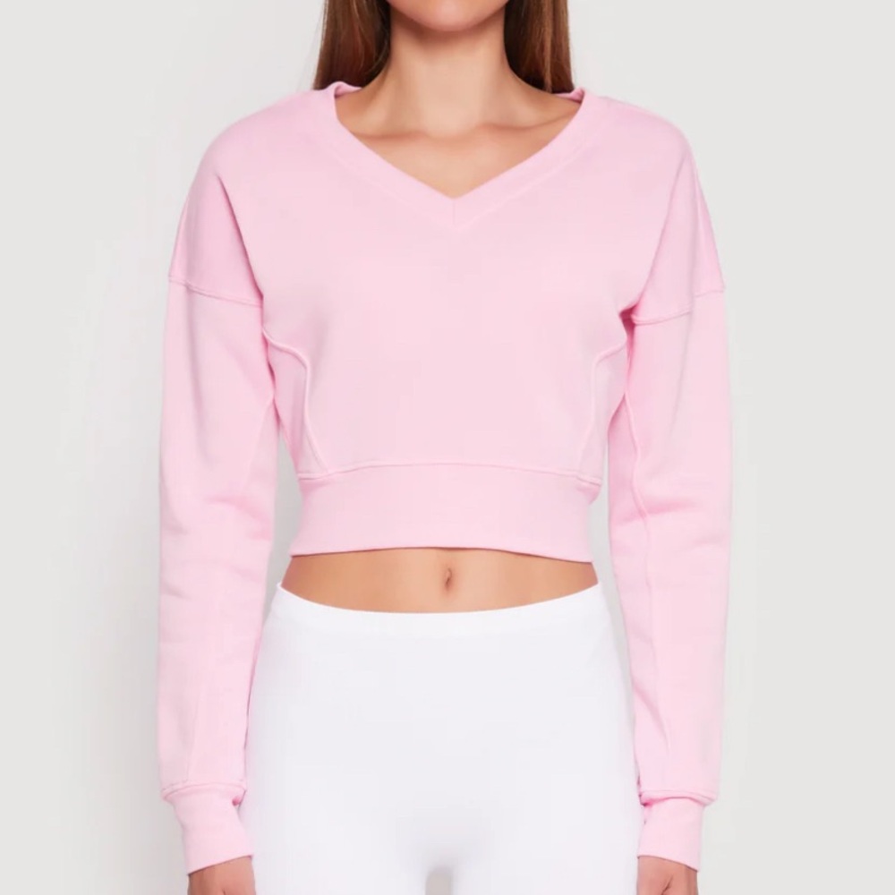 Pink V neck Cropped Long Sleeve sweatshirt BUNDLE with another item it’s Free